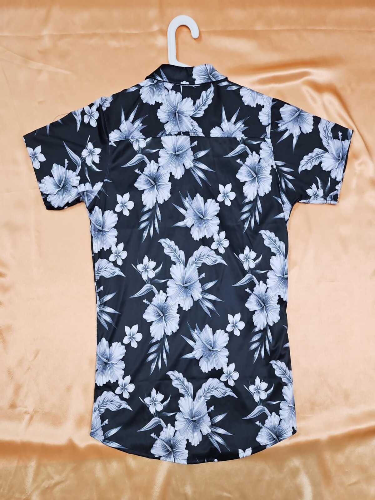 Men's Shirt - Hawaii Printed Floral Shirt (Black & White)