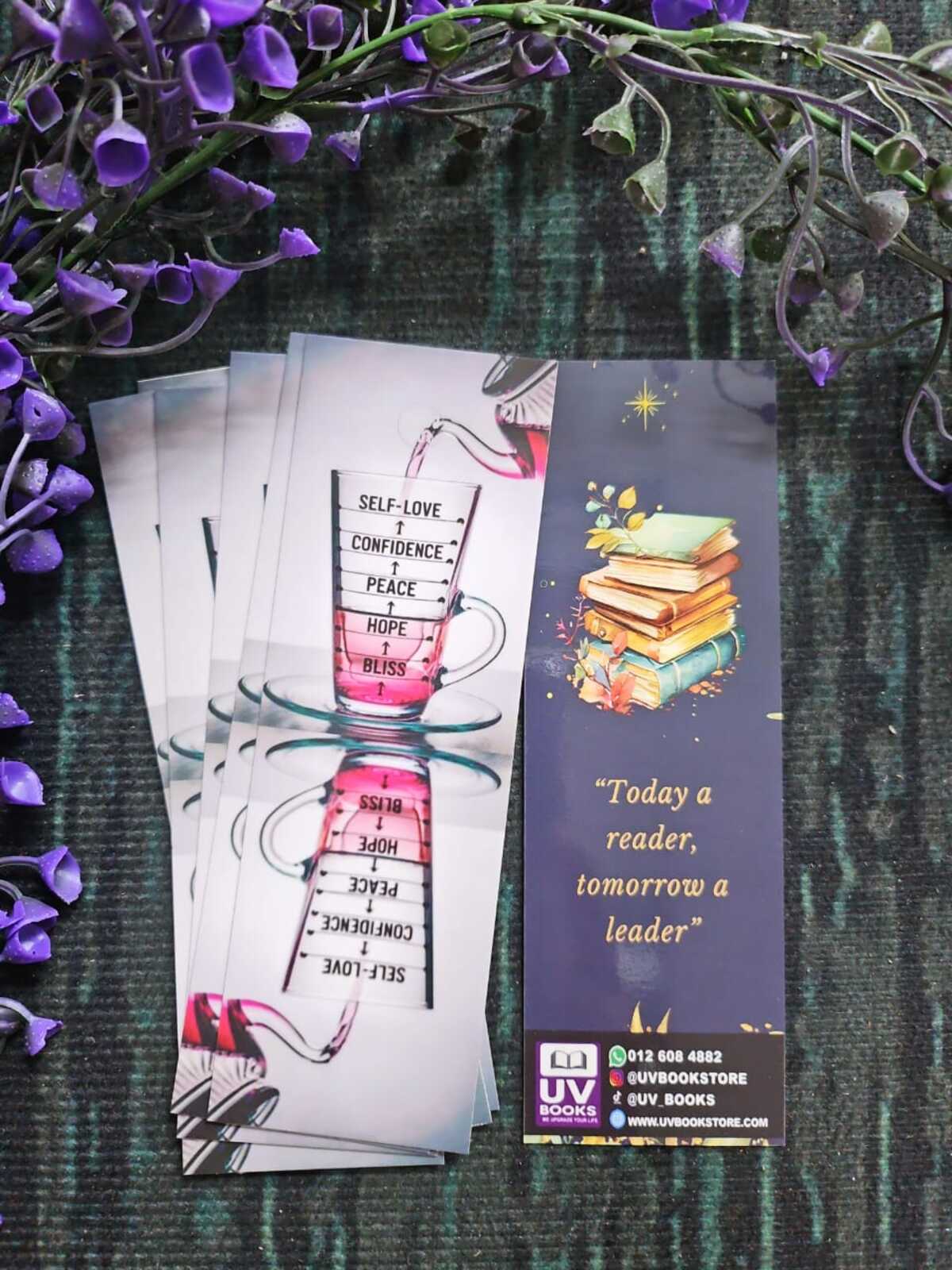 Bookmark - Today a Reader, Tomorrow a Leader (English)